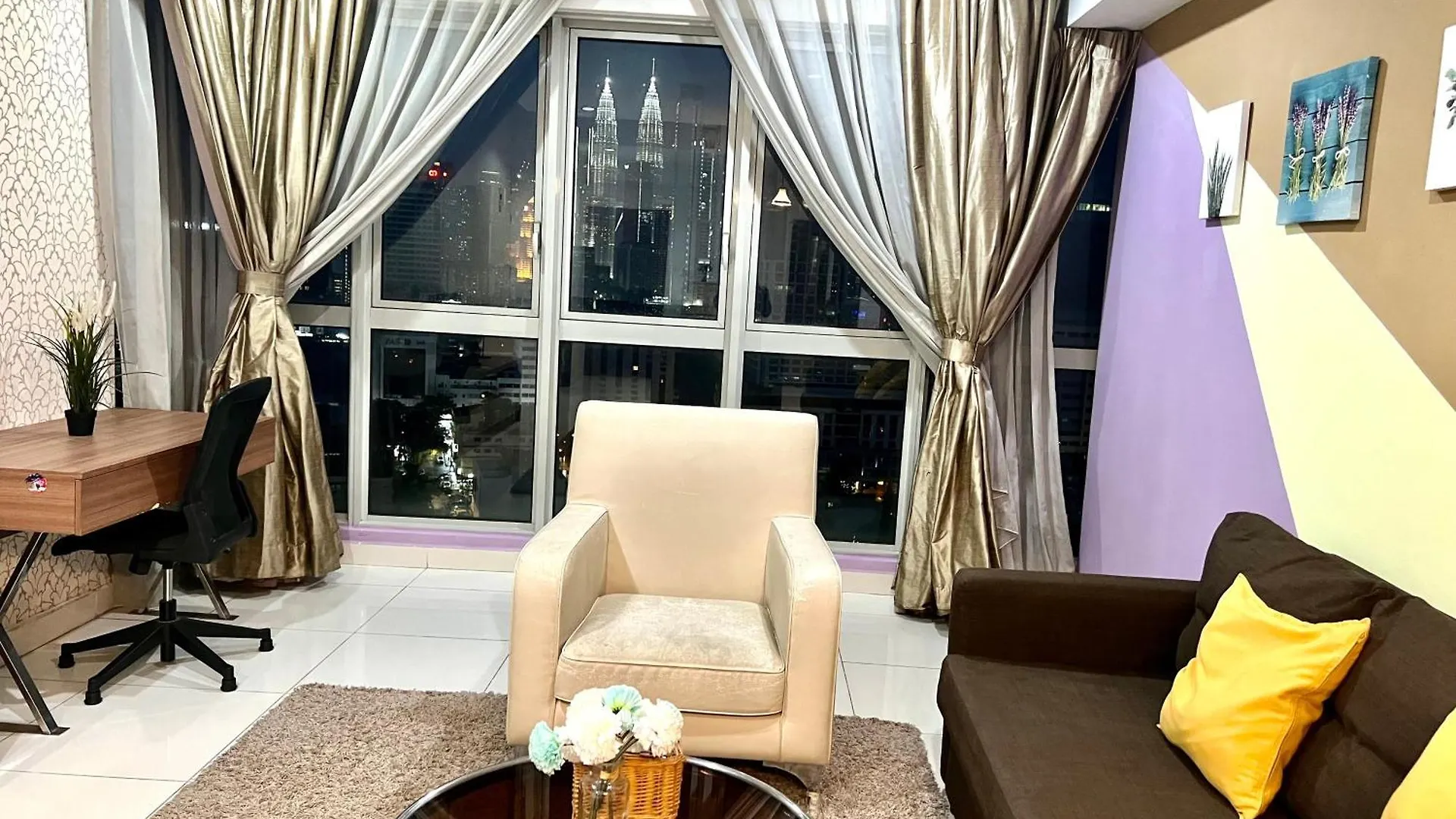 Regalia Suites 424 Kuala Lumpur 0*,  Malaysia