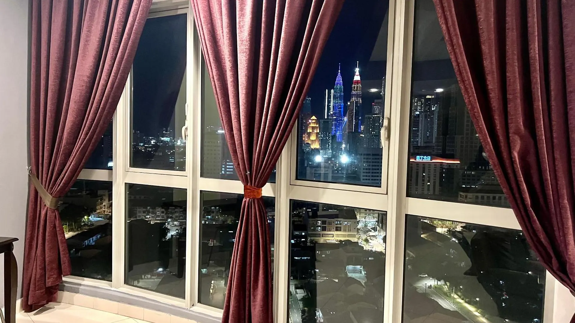 منزل للإقامة Regalia Suites 424 كوالالمبور